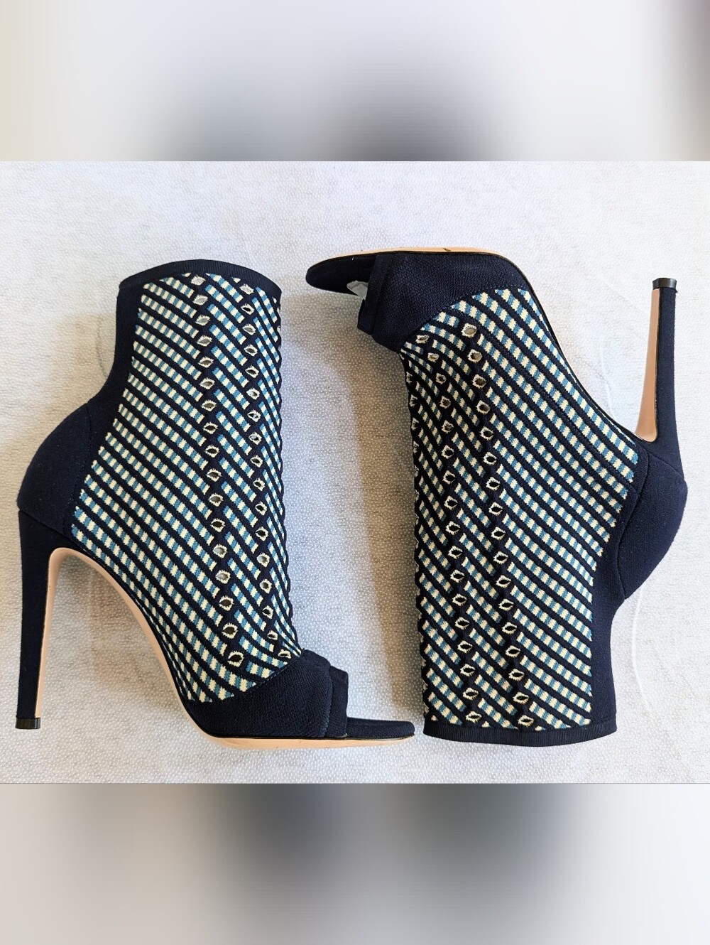 Gianvito Rossi Shoes Size 38.5 Peep Toe Ankle Boot Stretch Knit